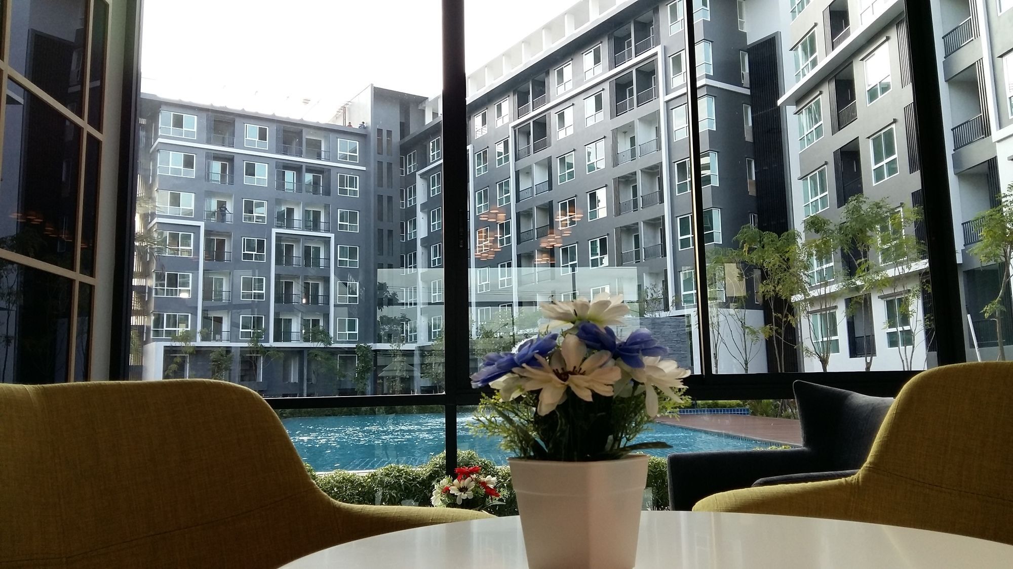 The Change Suites Korat Nakhonratchasima Eksteriør bilde